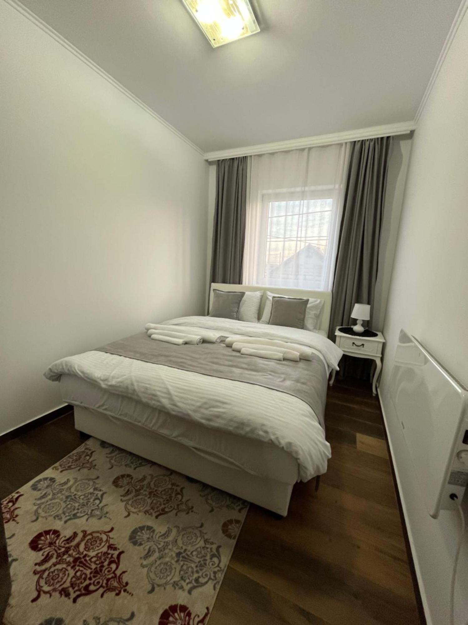 Airport Sky Apartments Lux Belgrade Luaran gambar