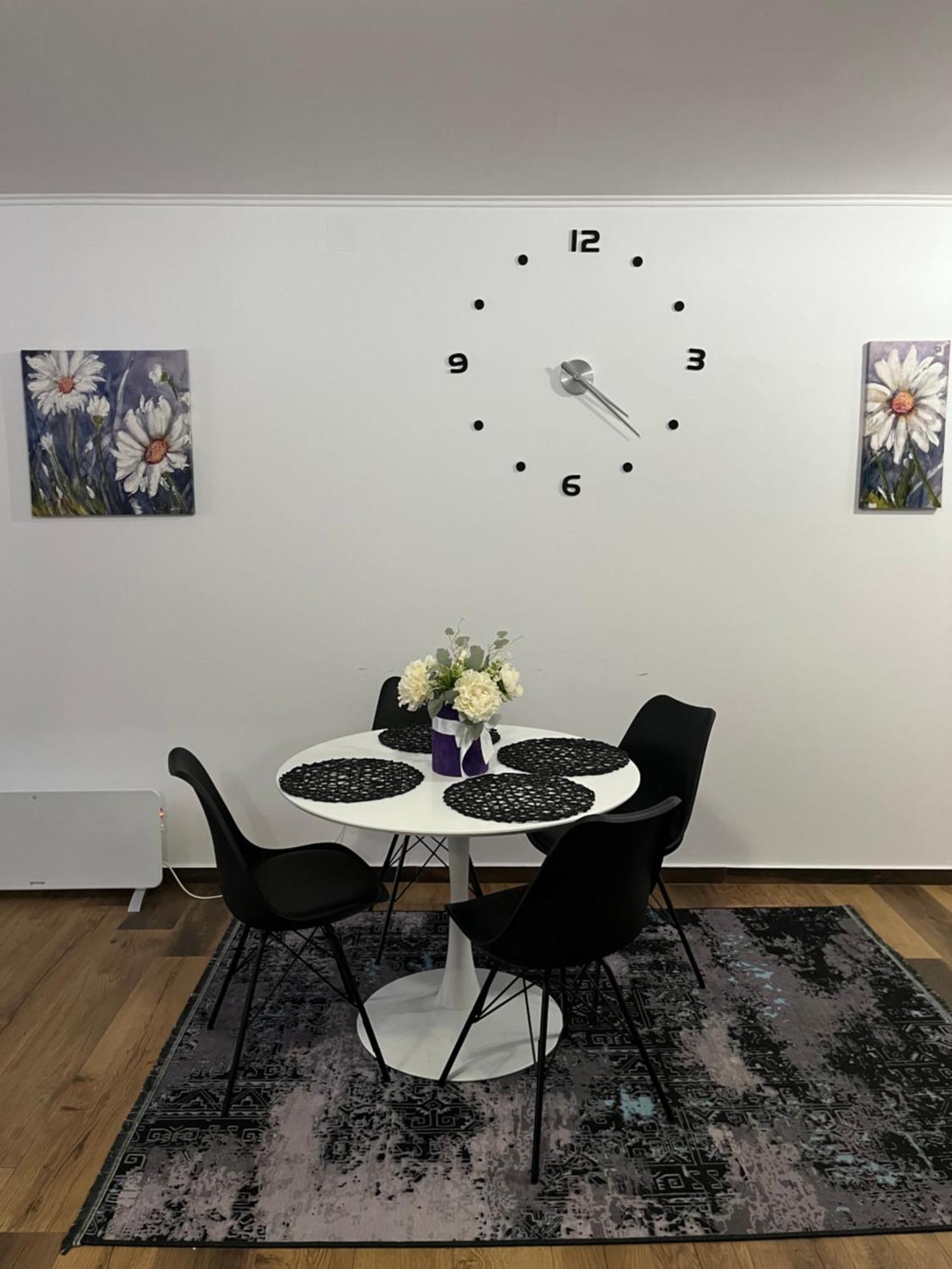 Airport Sky Apartments Lux Belgrade Luaran gambar