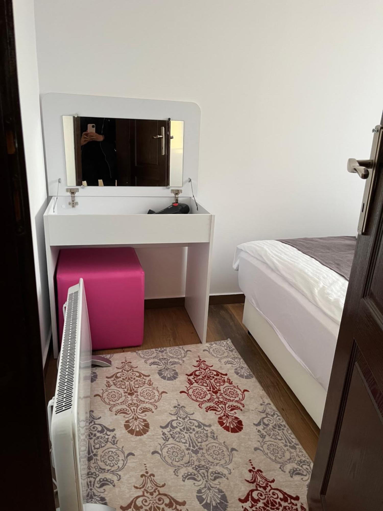 Airport Sky Apartments Lux Belgrade Luaran gambar